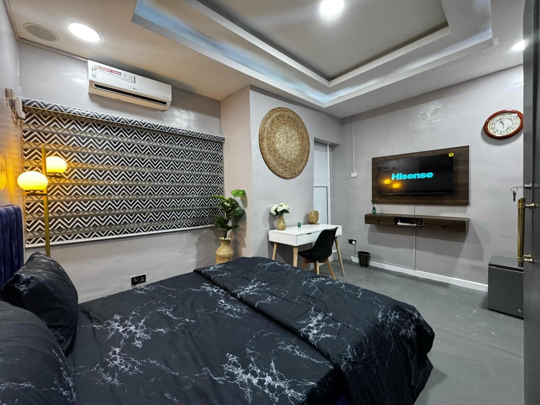 Studio Apartment Shortlet in Yaba, Lagos