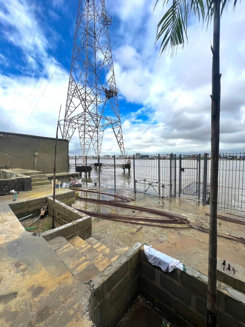 3 Bedroom Waterfront Apartment with BQ for Sale in Banana Island, Lagos - 18