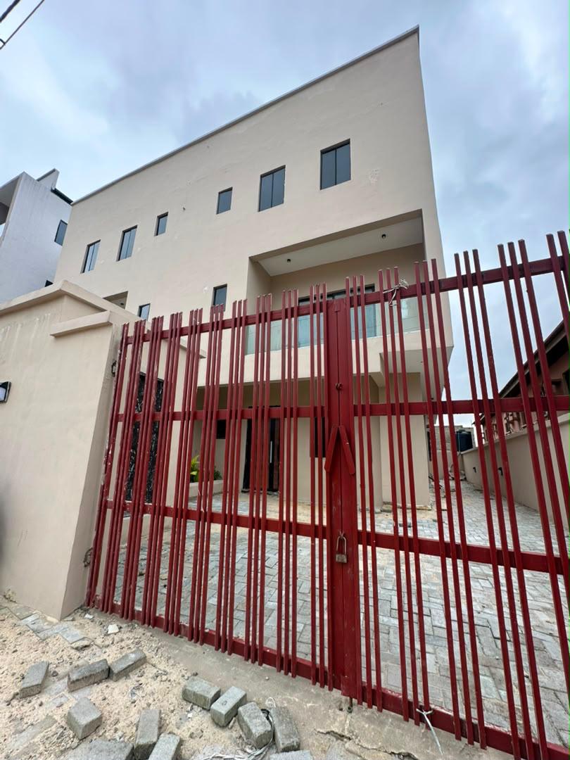 Spacious 4 Bedroom Semi Detached Duplex for Sale in Ologolo, Lekki