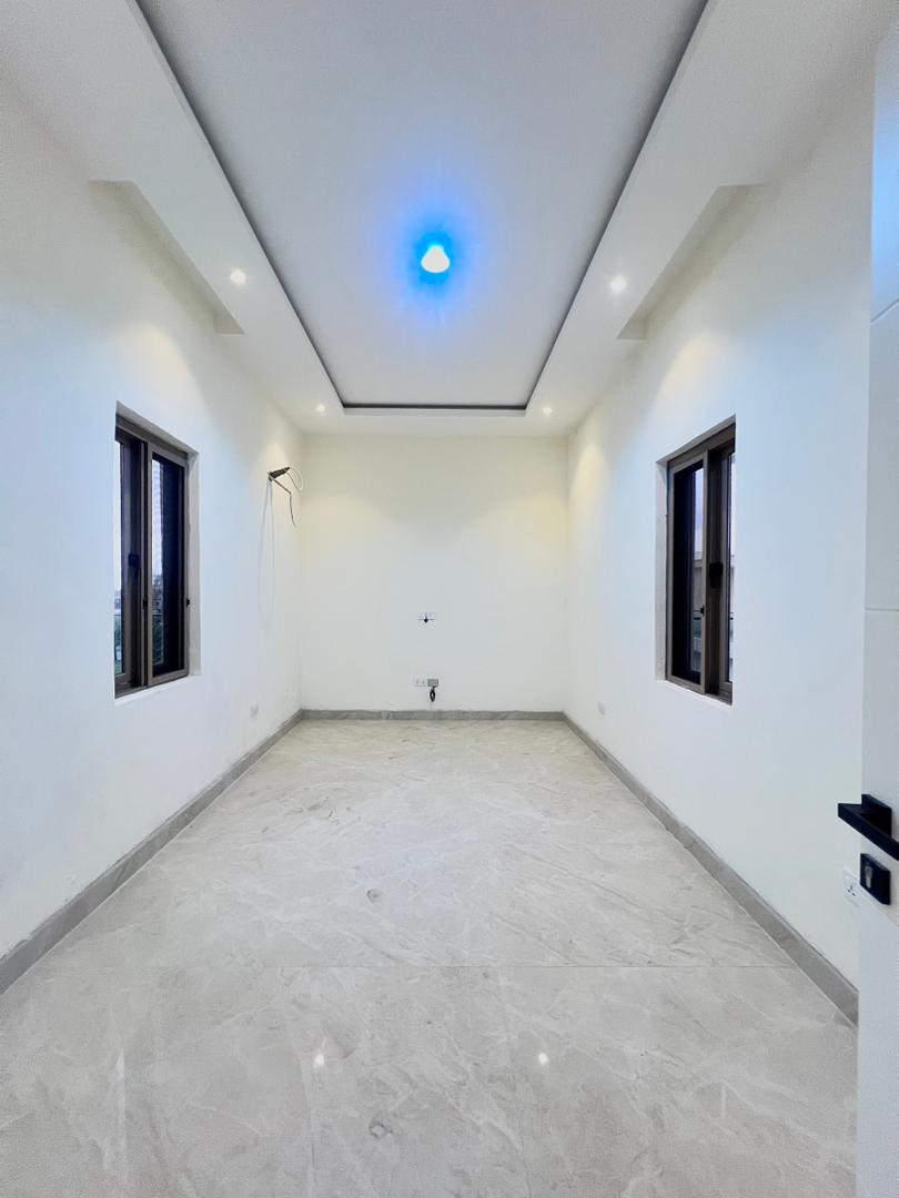 5 Bedroom Duplex for Sale in Banana Island, Lagos - 17