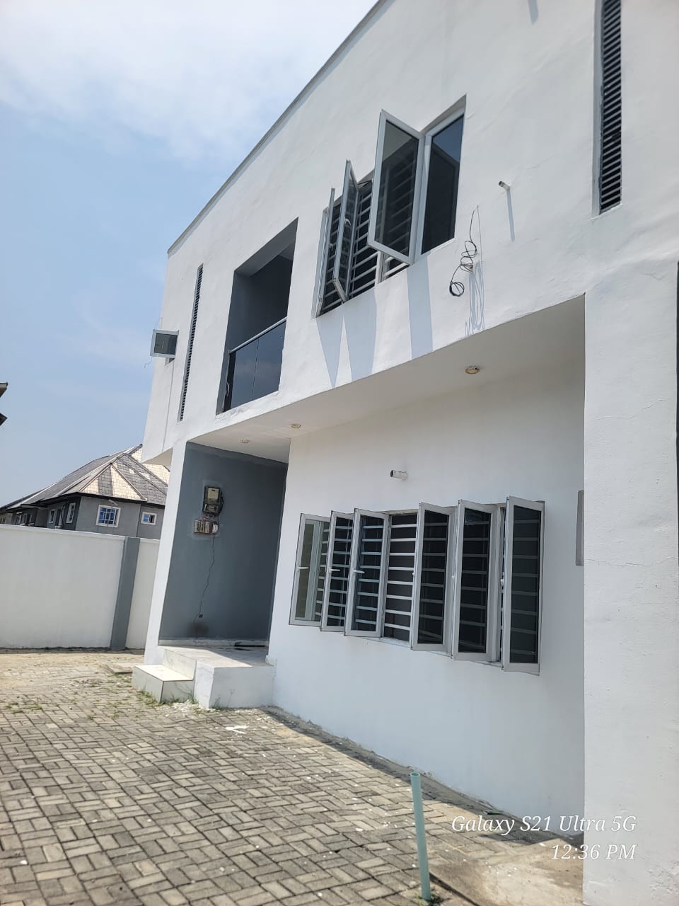 3 Bedroom Terrace Duplex for Rent in Lafiaji, Lagos