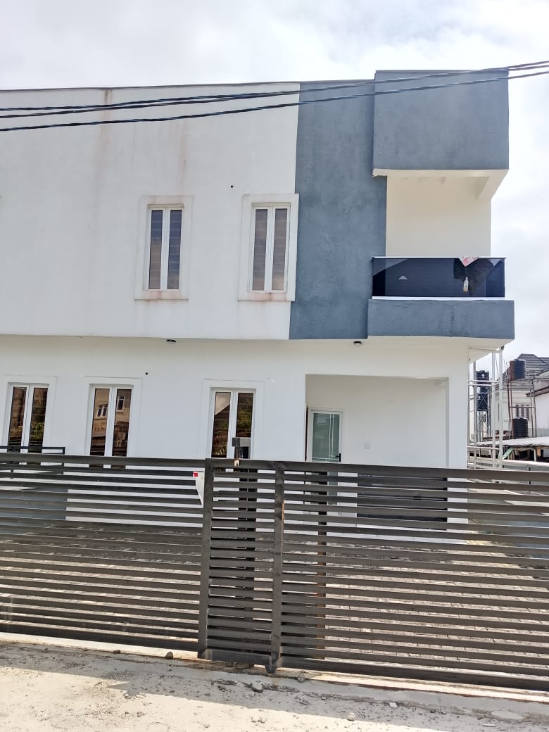 3 Bedroom Duplex for Sale in Richland Garden Estate - 1