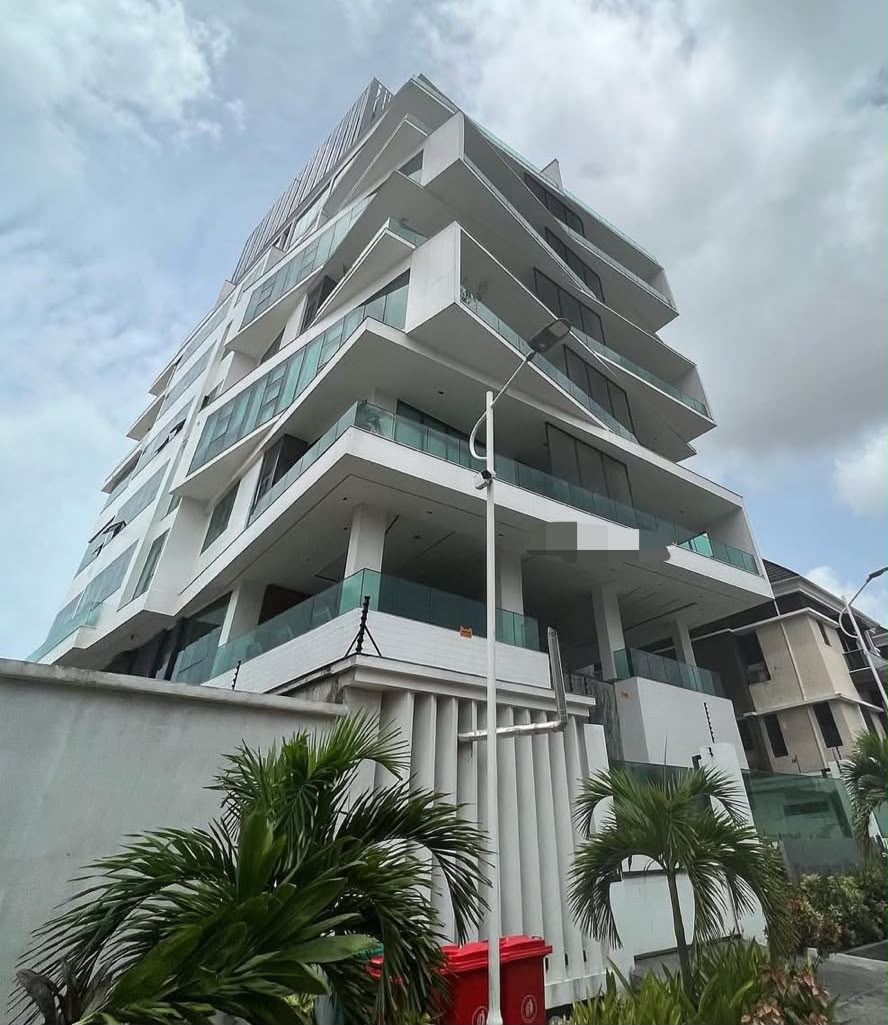 5 Bedroom Penthouse Flat for Rent in Ikoyi, Lagos