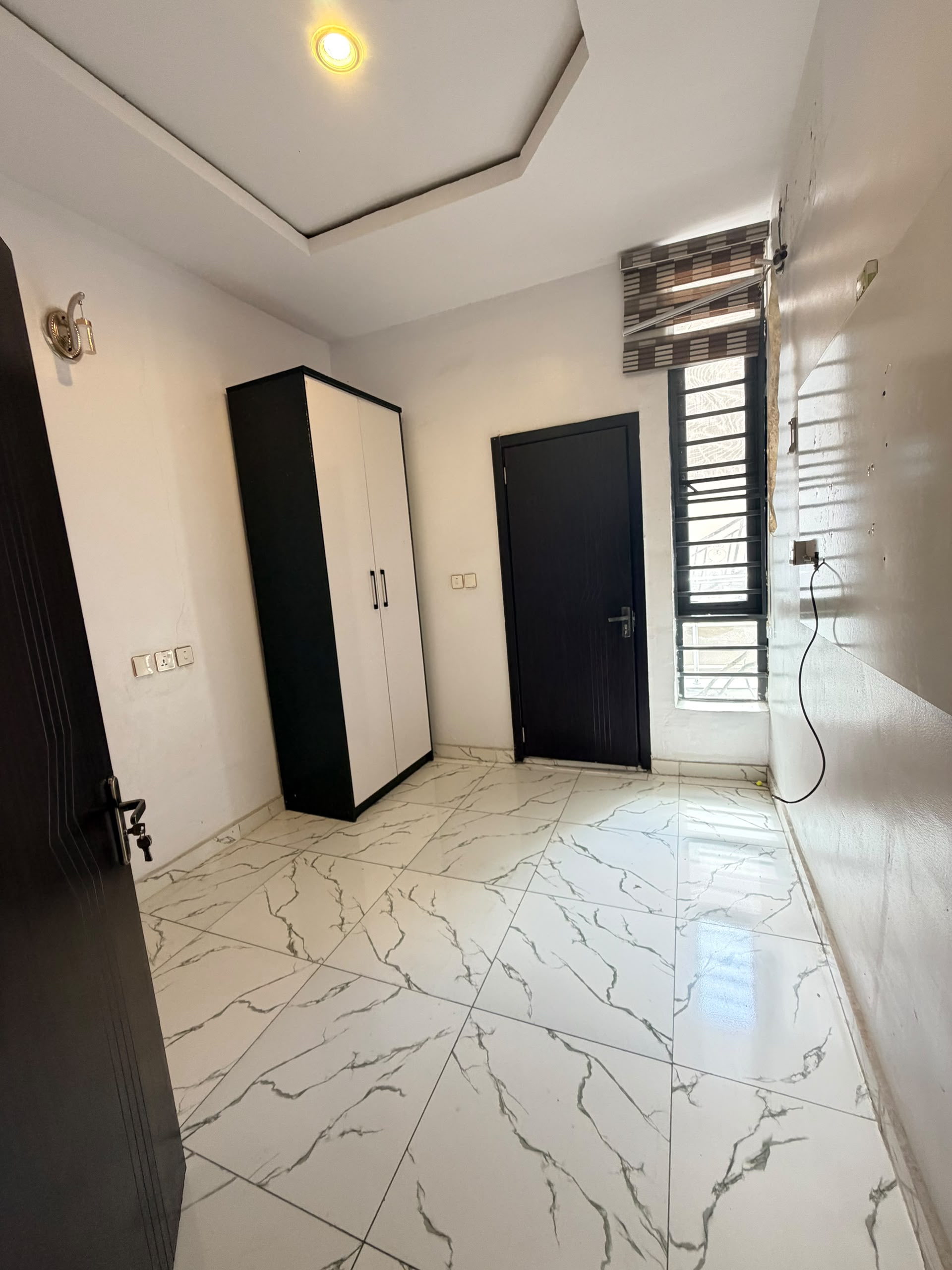 Single Room for Rent in Shared Apartment, Thomas Estate, Ajah