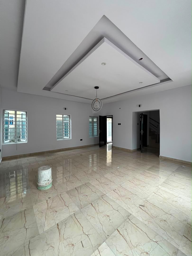 4 Bedroom Duplex for Rent in Abraham Adesanya, Ajah - 10