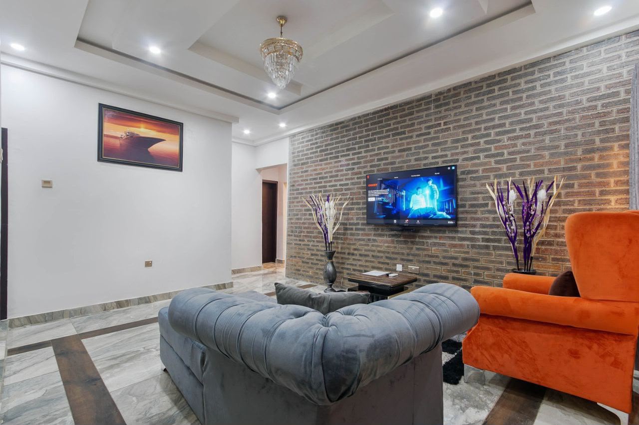 3 Bedroom Flat for Rent in Eliozu, Port Harcourt