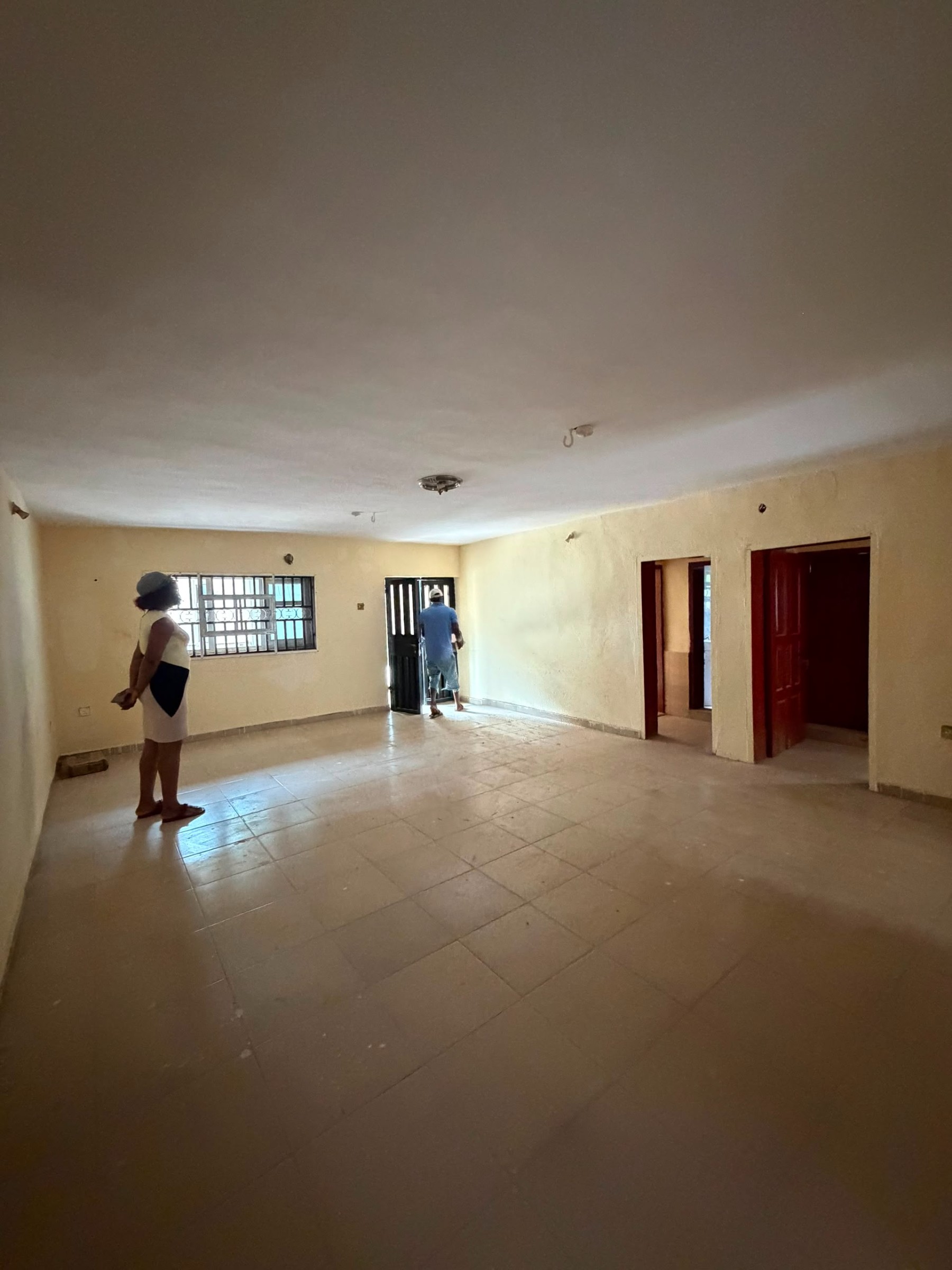 3BEDROOM FLAT - 1