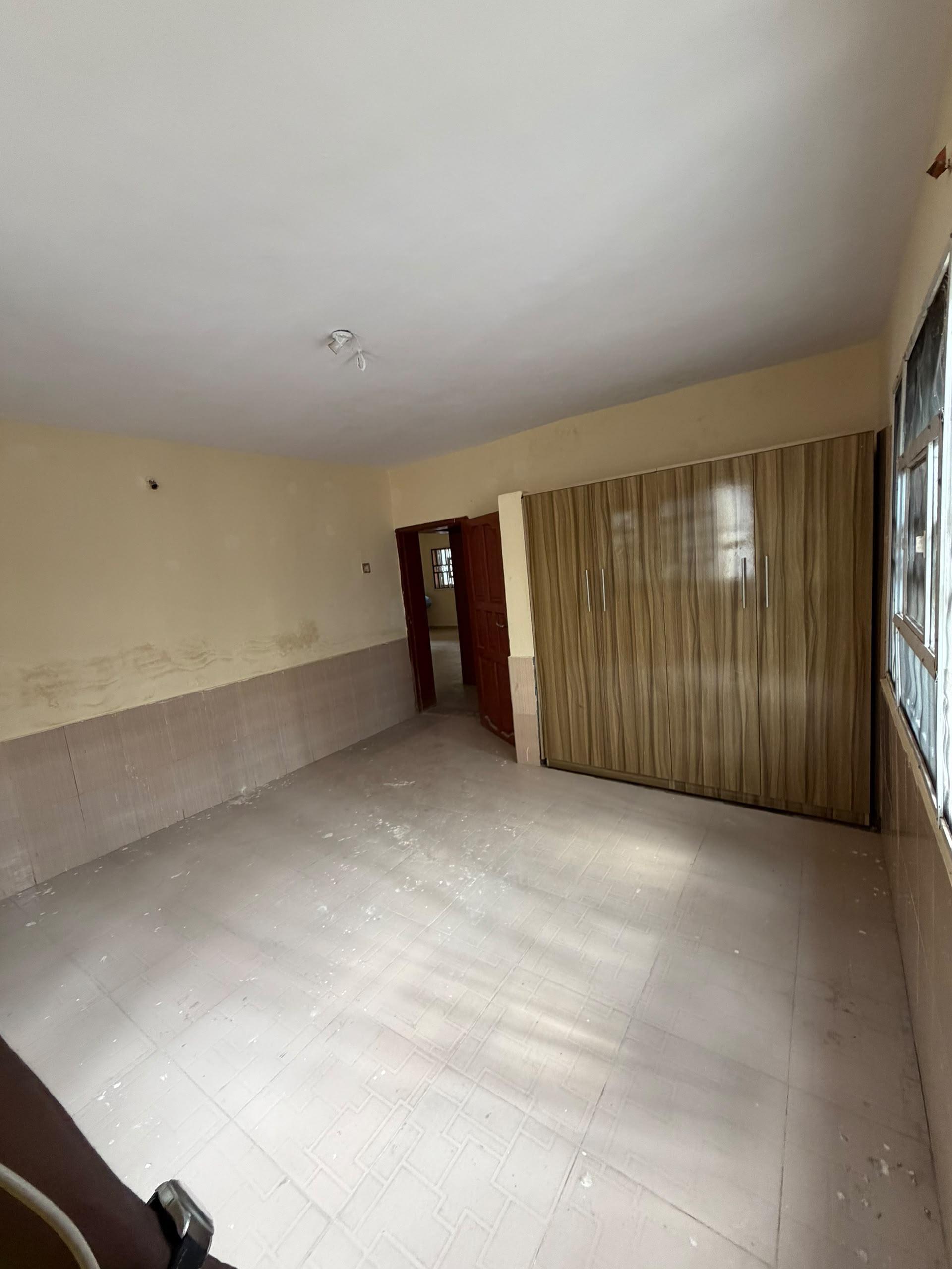 3BEDROOM FLAT - 10