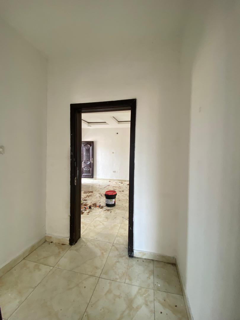 Comfortable Mini Flat for Rent in Osapa London, Lagos - 7