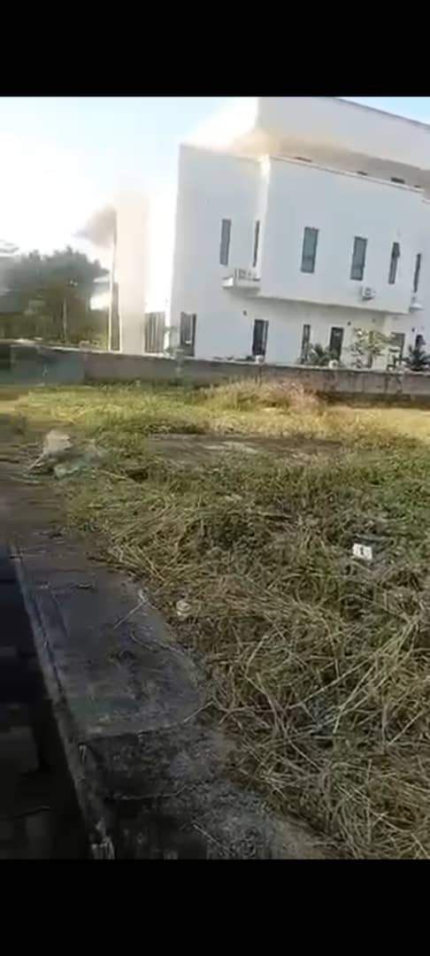 600sqm Land for Sale in Lekki Phase 1, Lagos