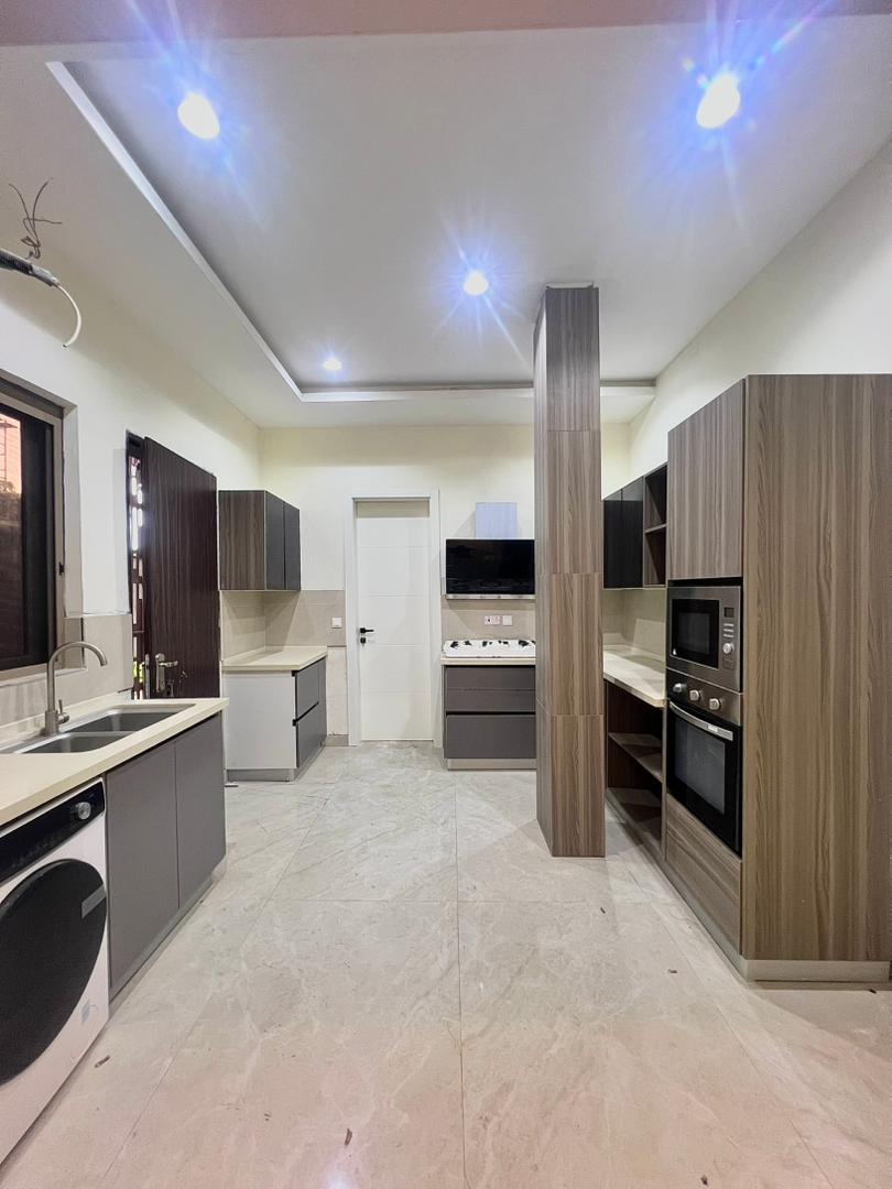 5 Bedroom Duplex for Sale in Banana Island, Lagos - 8