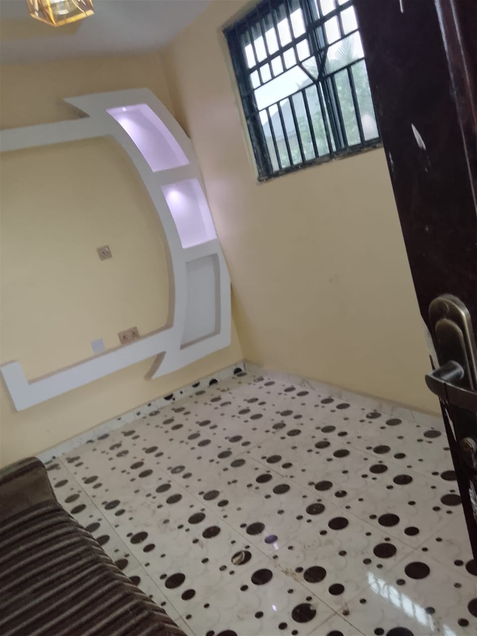 Room and Parlour Self-Contain for Rent in Ibadan, Oyo