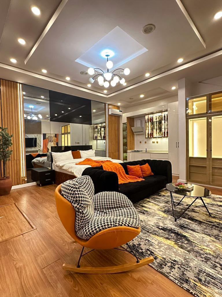 Beautiful Studio Apartment for Shortlet in Osapa, Lekki