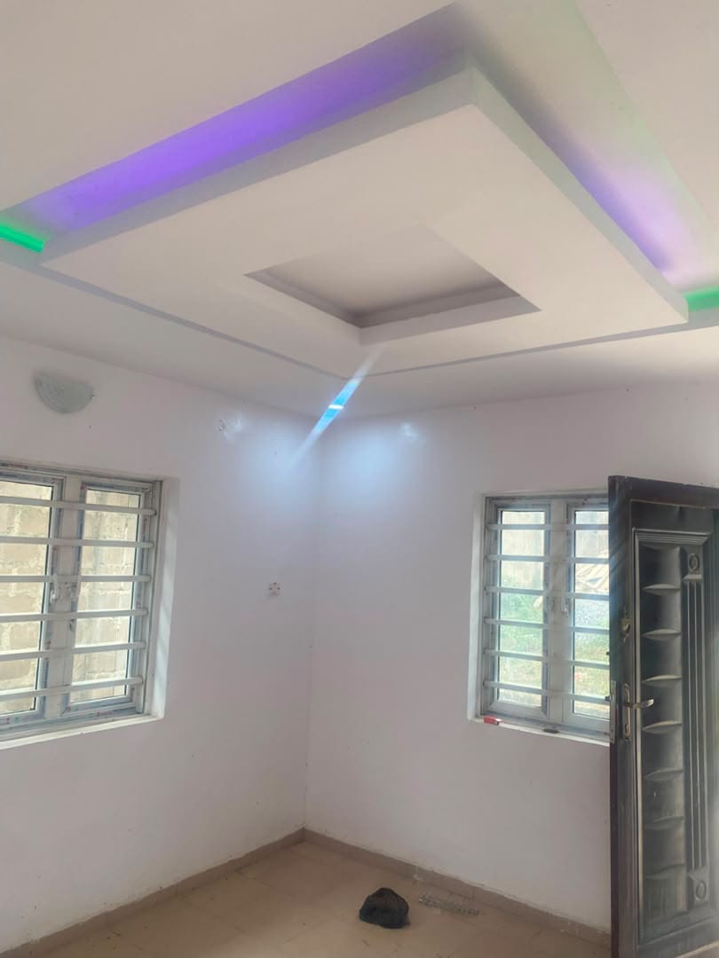 Self Contained Room and Parlor for Rent in Aba, Abia