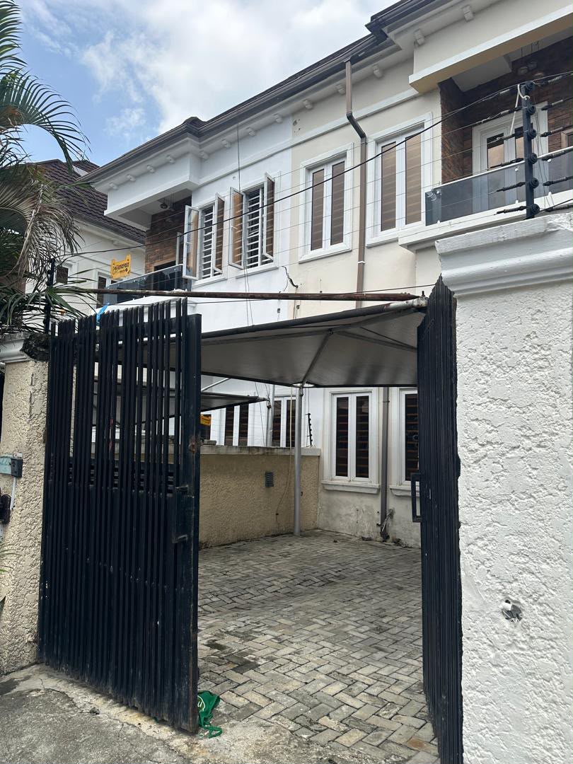 3 Bedroom Duplex for Rent in Chevron, Lagos