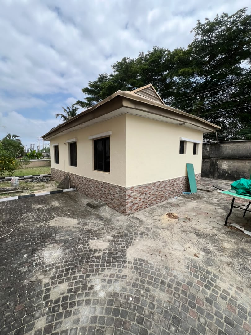 Room & Parlor Self-Contain for Rent in Ajah, Lagos