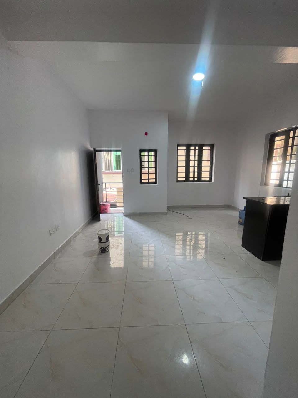 Spacious 1 Bedroom Mini Flat for Rent in Osapa London