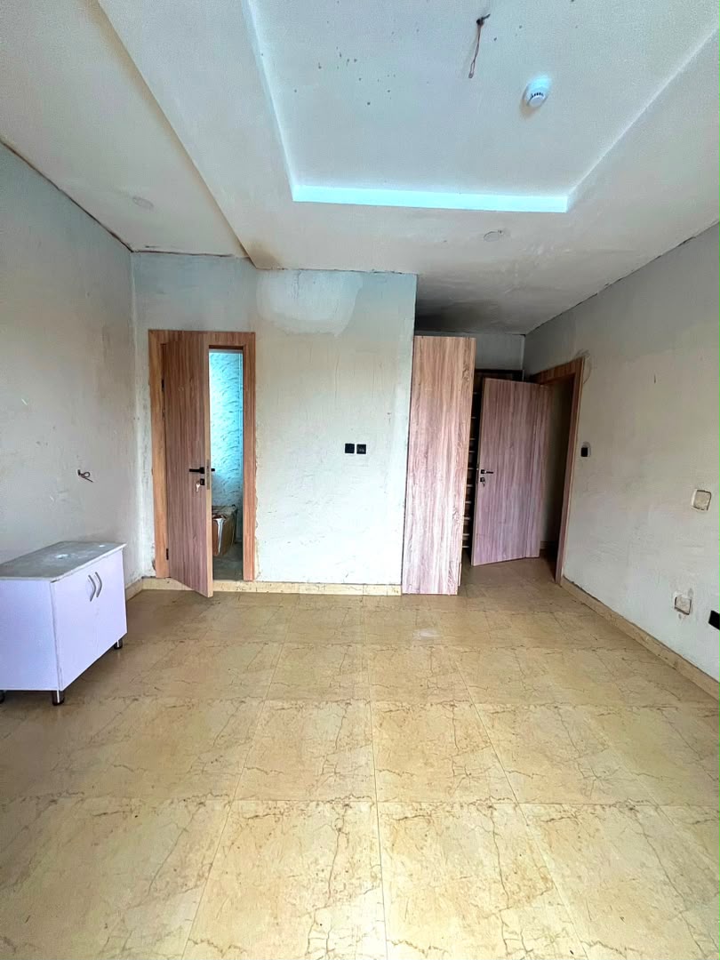 3 Bedroom Flat for Rent in Victoria Island, Lagos - 2