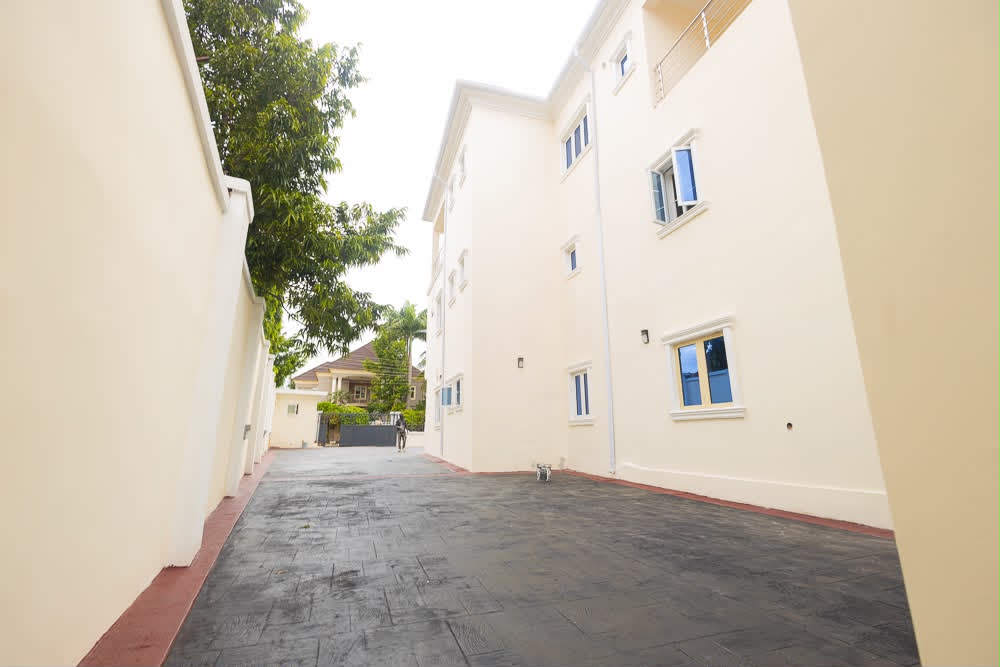 10-Unit Mixed Investment Property for Sale in Lokogoma, Abuja - 11