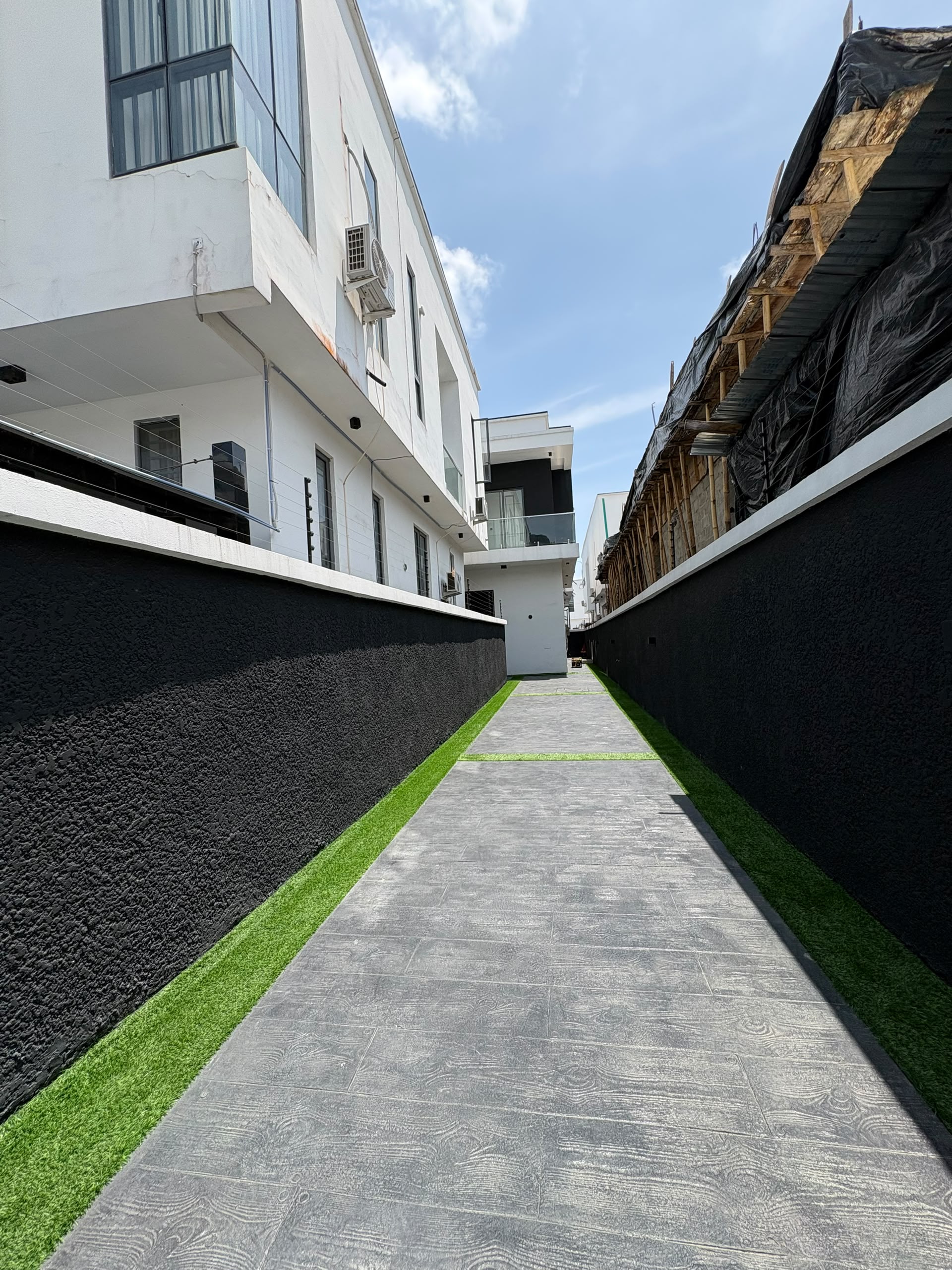 4 Bedroom Semi Detached for Sale in Daffodil Estate, Chevron Lekki