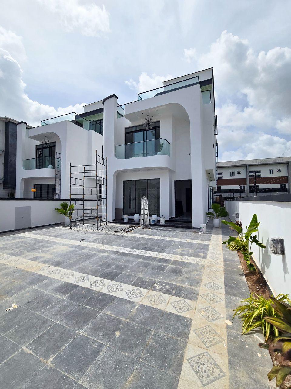 5 Bedroom Duplex for Sale in Ikate, Lagos - 14