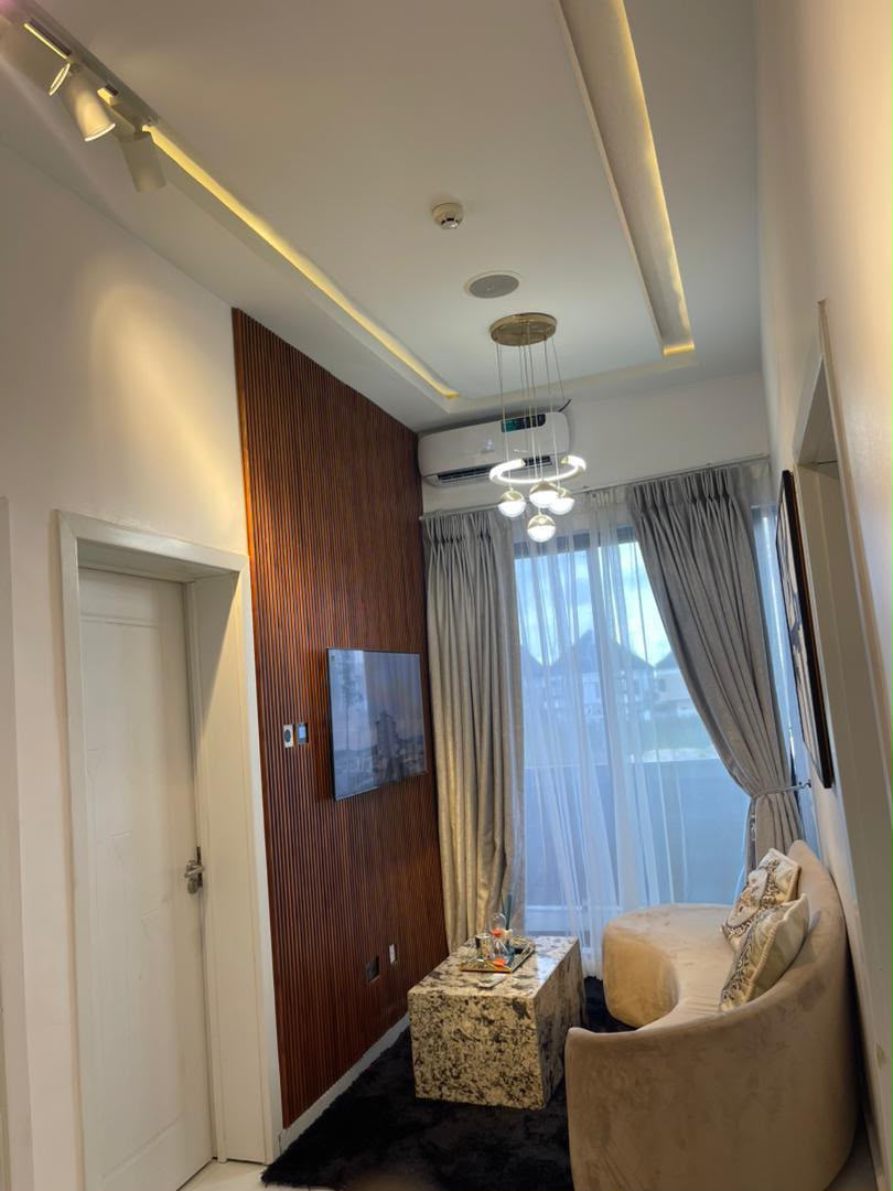 4 Bedroom Terrace Duplex for Rent in Osapa, Lagos - 24