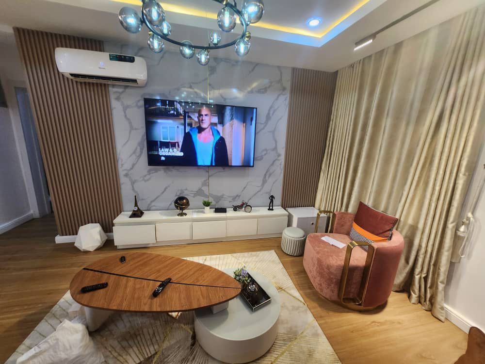Fully Furnished 2 Bedroom Shortlet in Victoria Island, Lagos