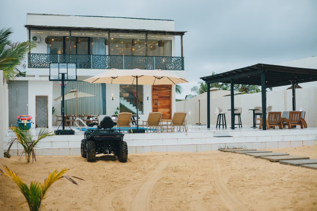 Luxury 3 Bedroom Beach House Resort for Shortlet in Ibeshe, Lagos