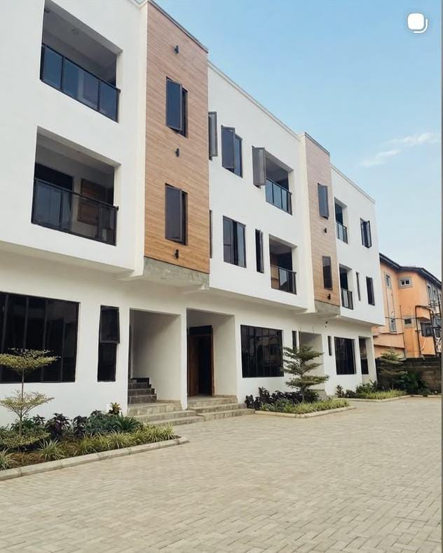 2 Bedroom Flat for Sale in Lagos