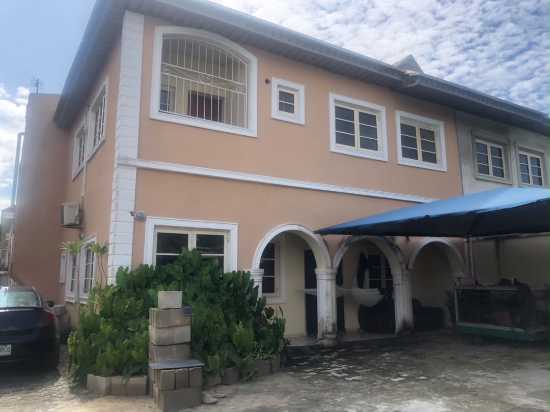 2 Bedroom Flat for Rent in Lekki Phase 1, Lagos