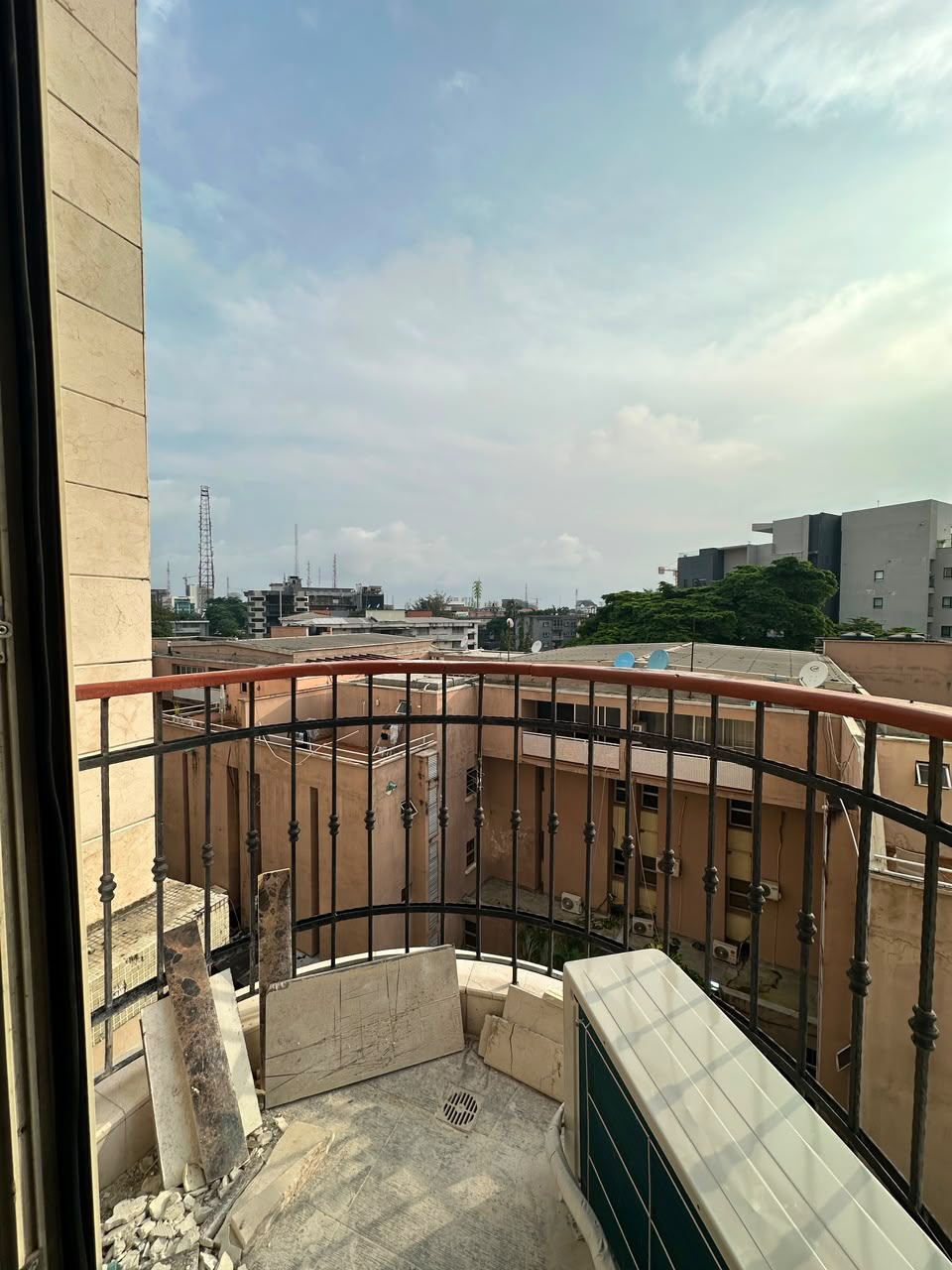 Luxury 1-Bedroom Apartment for Rent in Old Ikoyi, Lagos - 21
