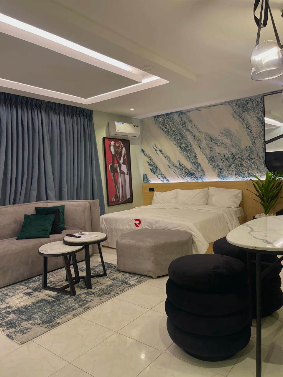Studio Apartment Shortlet in Lekki Phase 1, Lagos