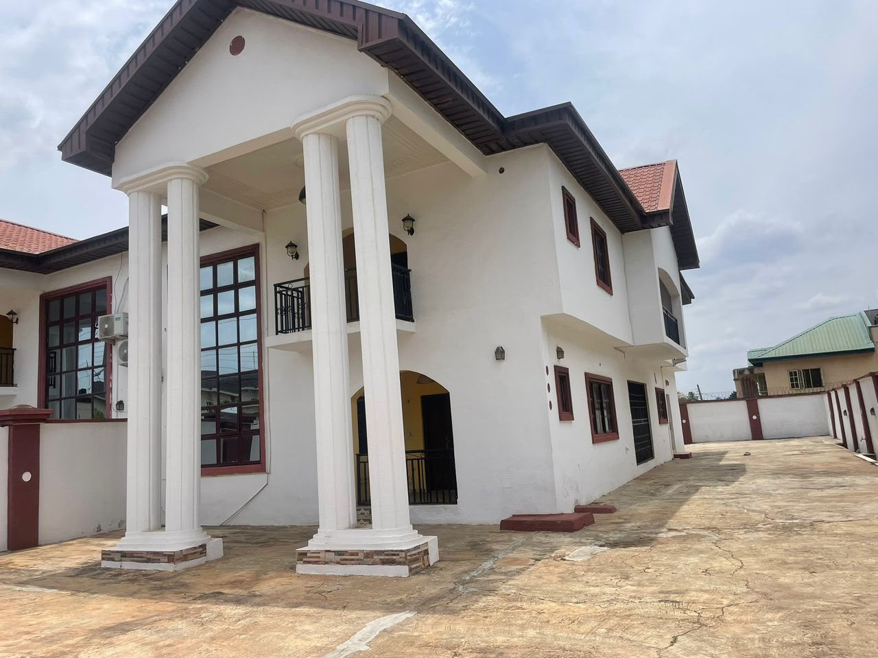 Semi-detached 4 Bedroom Duplex for Rent in Aerodrome GRA, Samonda, Ibadan