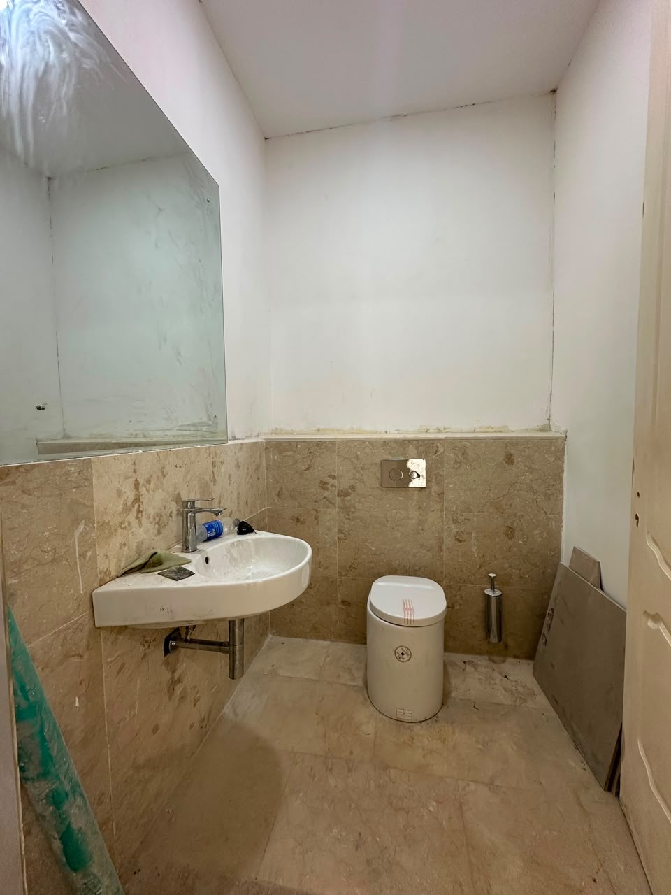 Luxury 1-Bedroom Apartment for Rent in Old Ikoyi, Lagos - 6