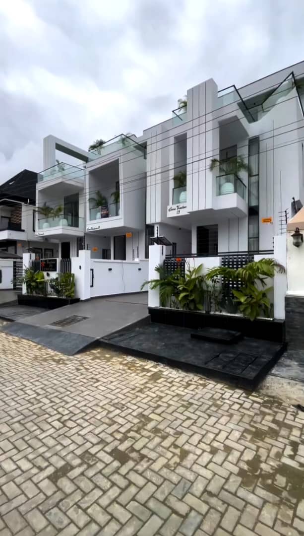 5 Bedroom Fully Detached Duplex for Sale in Chevron, Lekki, Lagos