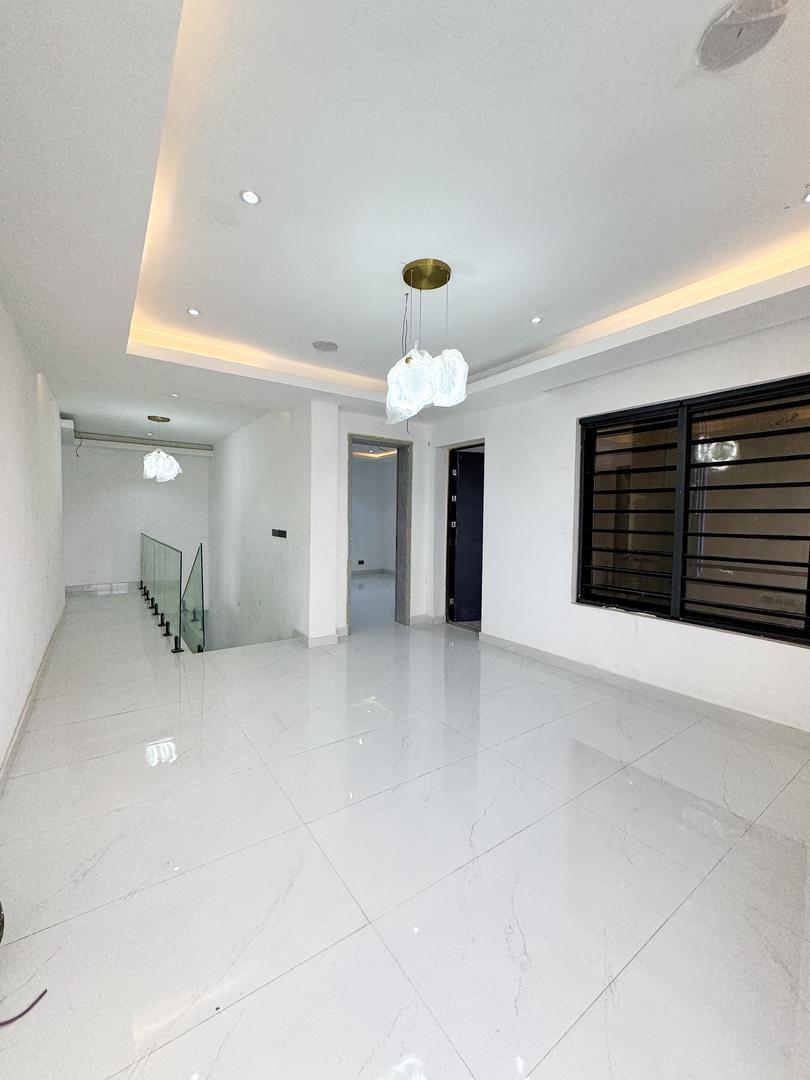4 Bedroom Duplex for Sale in Ikoyi, Lagos - 12