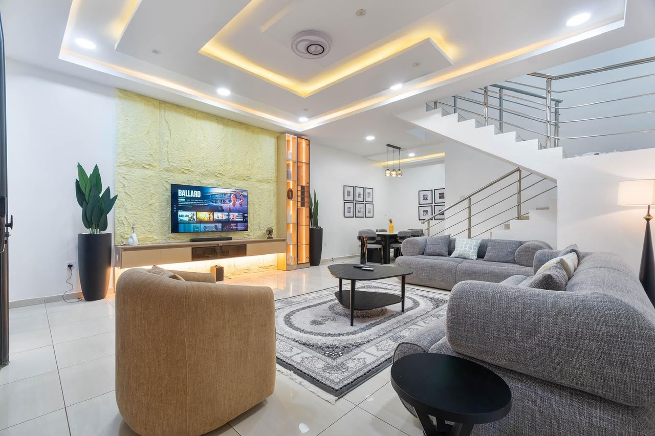 Premium 4 Bedroom Maisonette for Shortlet in Oniru, Victoria Island