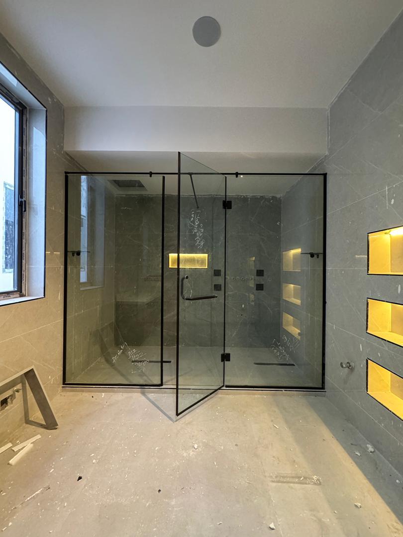 5 Bedroom Duplex for Sale in Lekki Phase 1, Lagos - 15