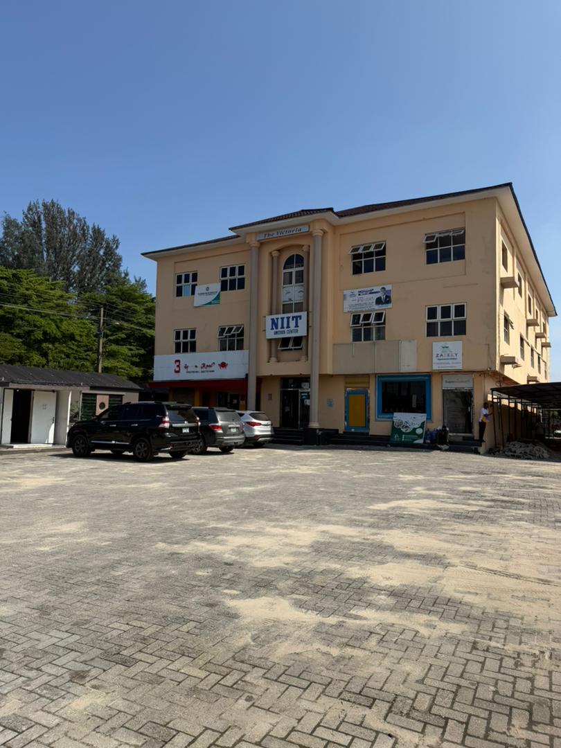 Commercial Office Building for Sale in Ibeju-Lekki