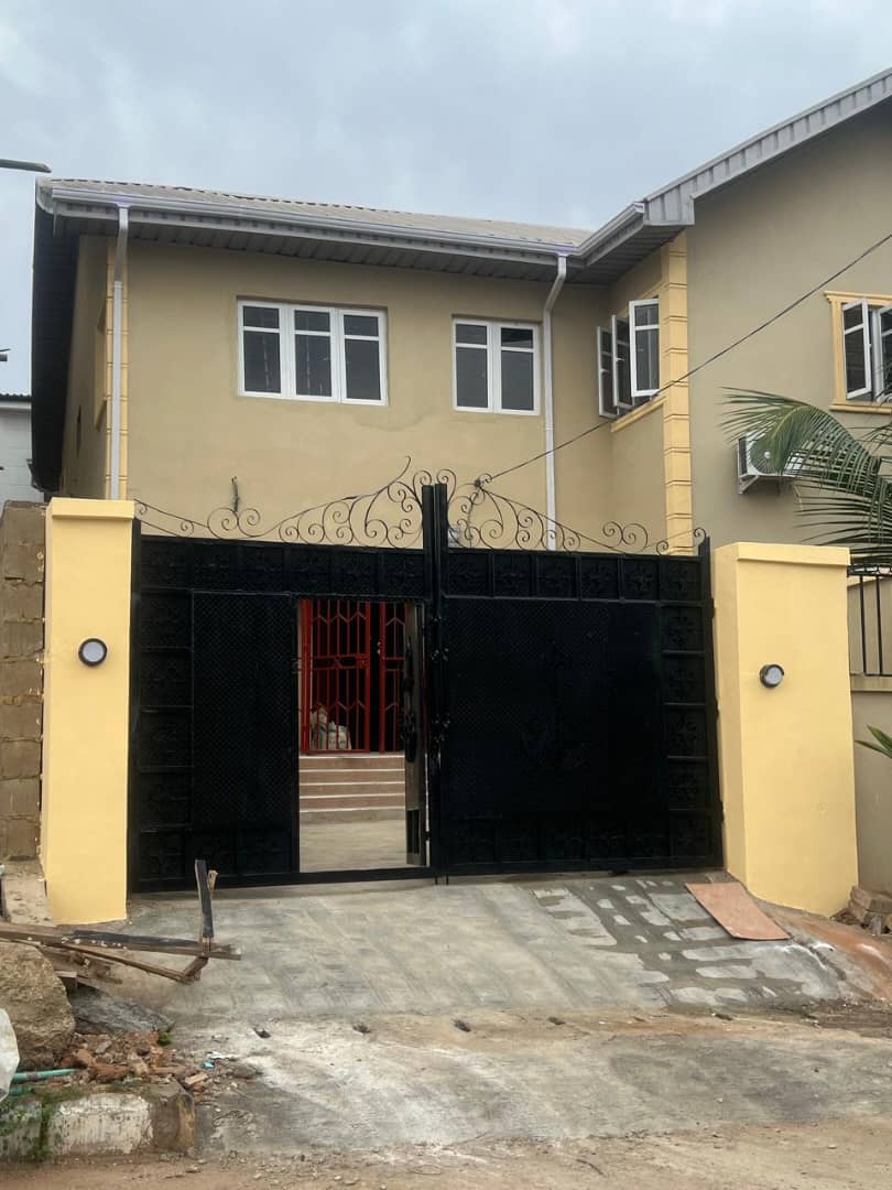3 Bedroom Duplex for Rent in Kolapo Ishola GRA