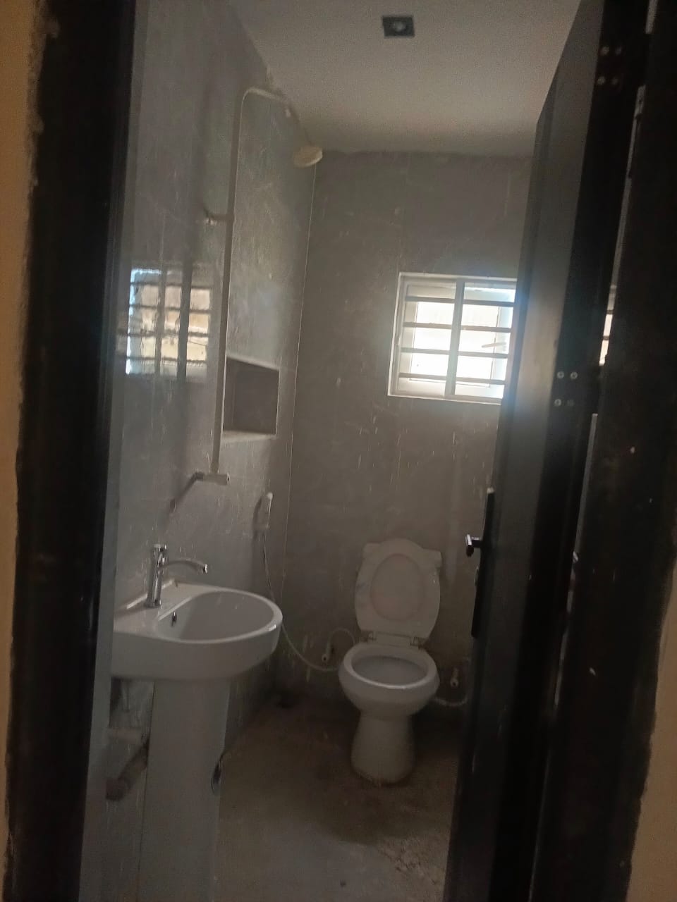 NEWLY BUILT 2BEDROOM FLAT WITH MODERN FACILITIES - 4