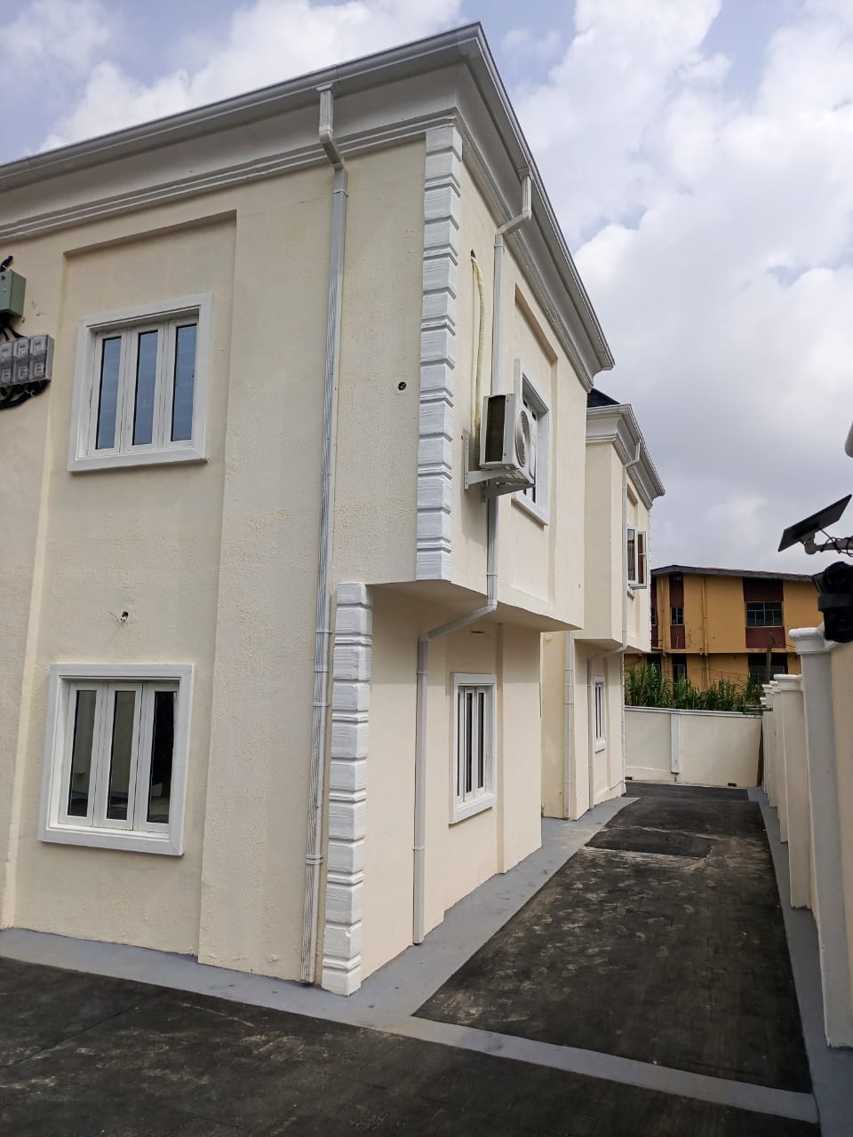 NEWLY BUILT 2BEDROOM FLAT WITH MODERN FACILITIES - 6