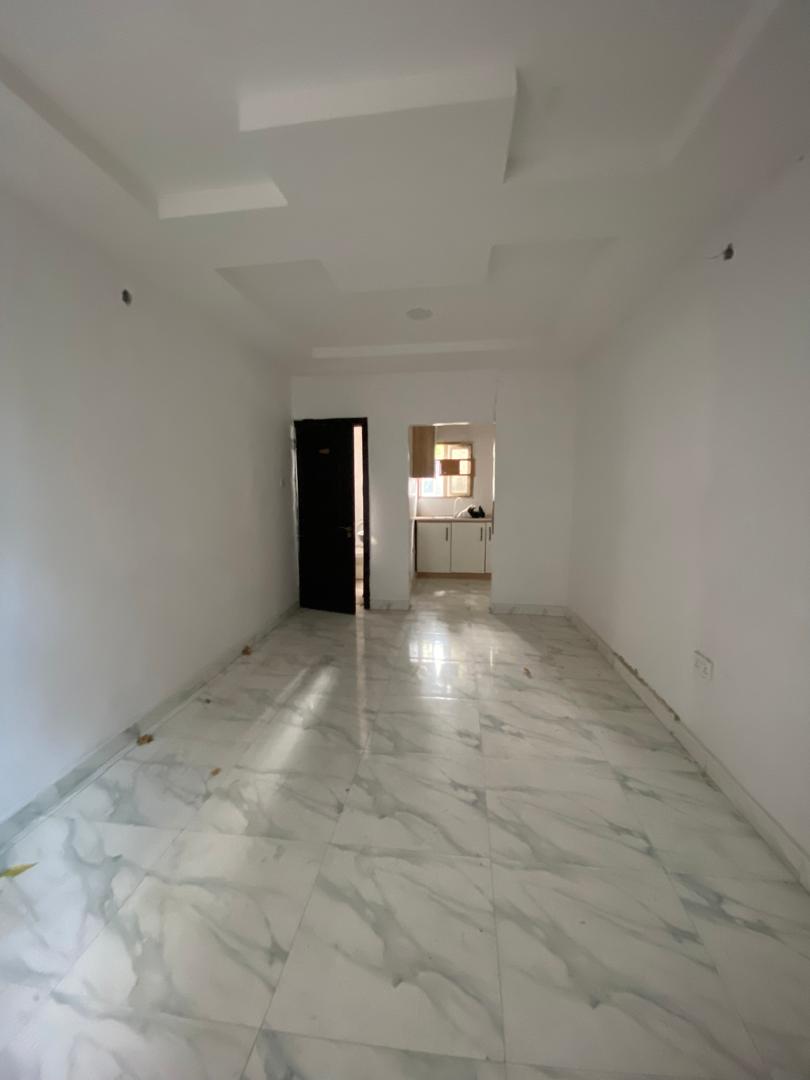 Comfortable Mini Flat for Rent in Osapa London, Lagos - 12