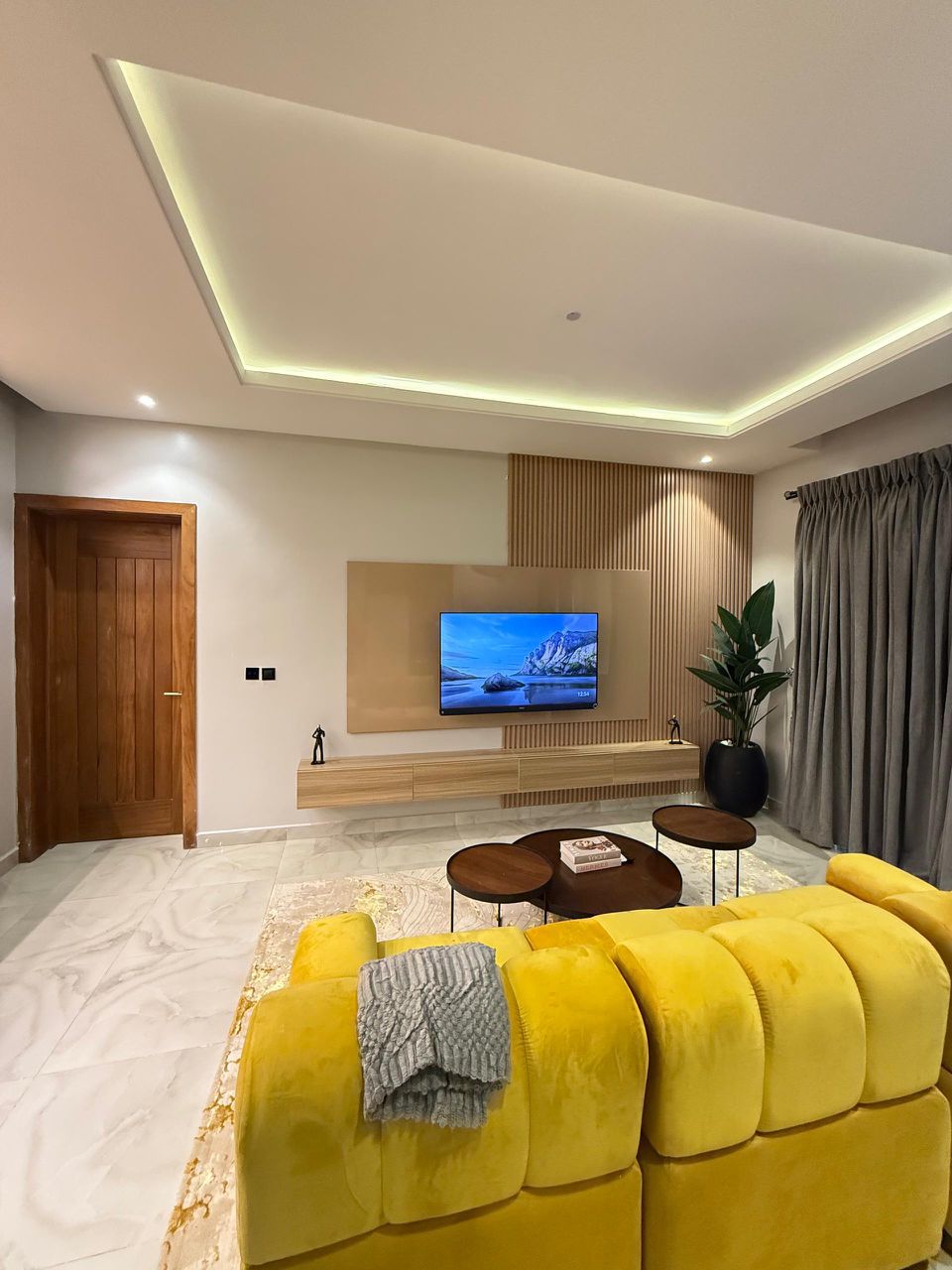 1 Bedroom Apartment for Rent in Lekki Phase 1, Lagos