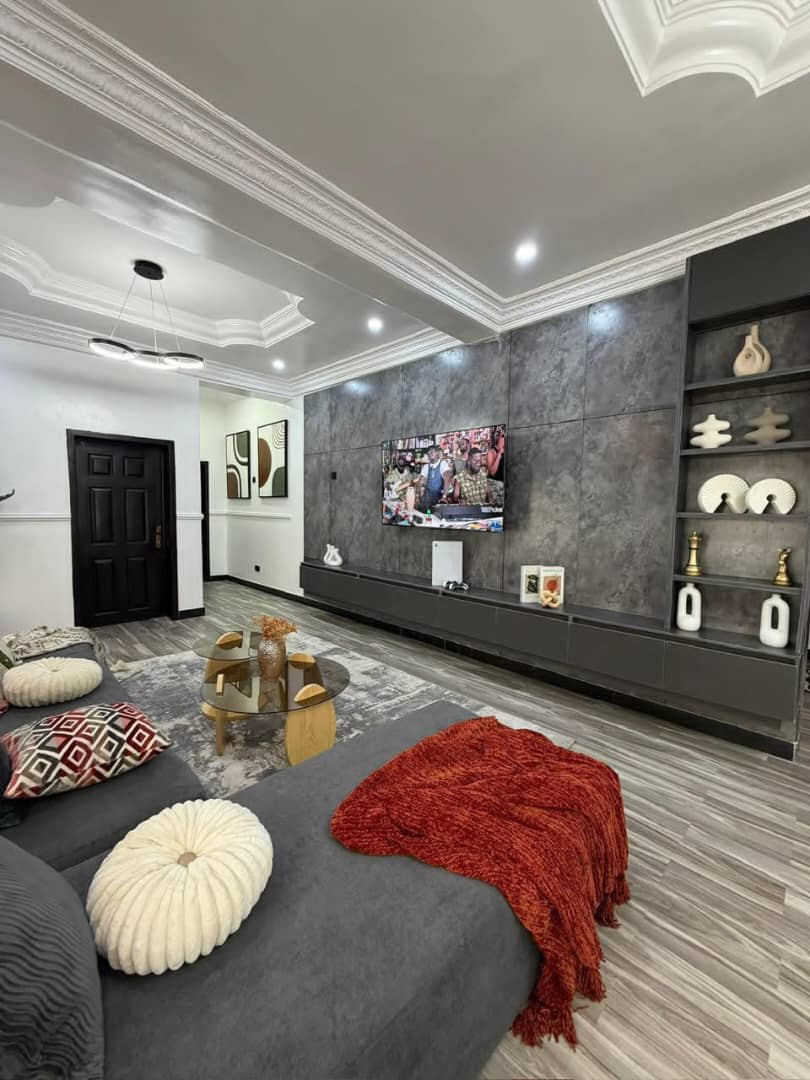 1 Bedroom Flat for Shortlet at Lekki Phase 1, Lagos