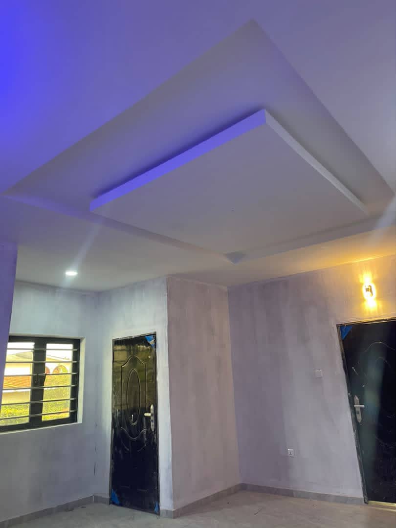 Standard 3 Bedroom Flat for Rent in Ikolaba Estate, Ibadan